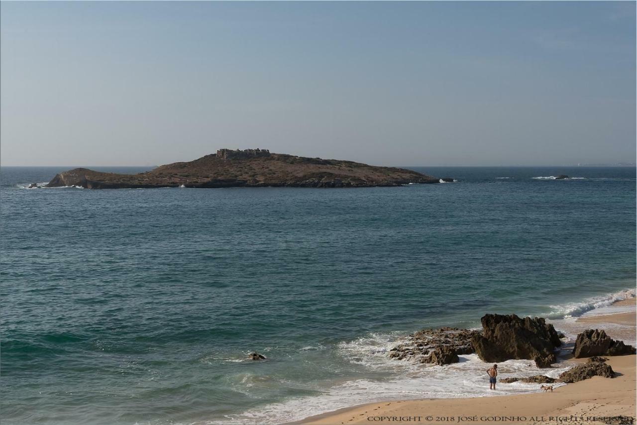 Casa Da Praia Em Porto Covo Exterior photo